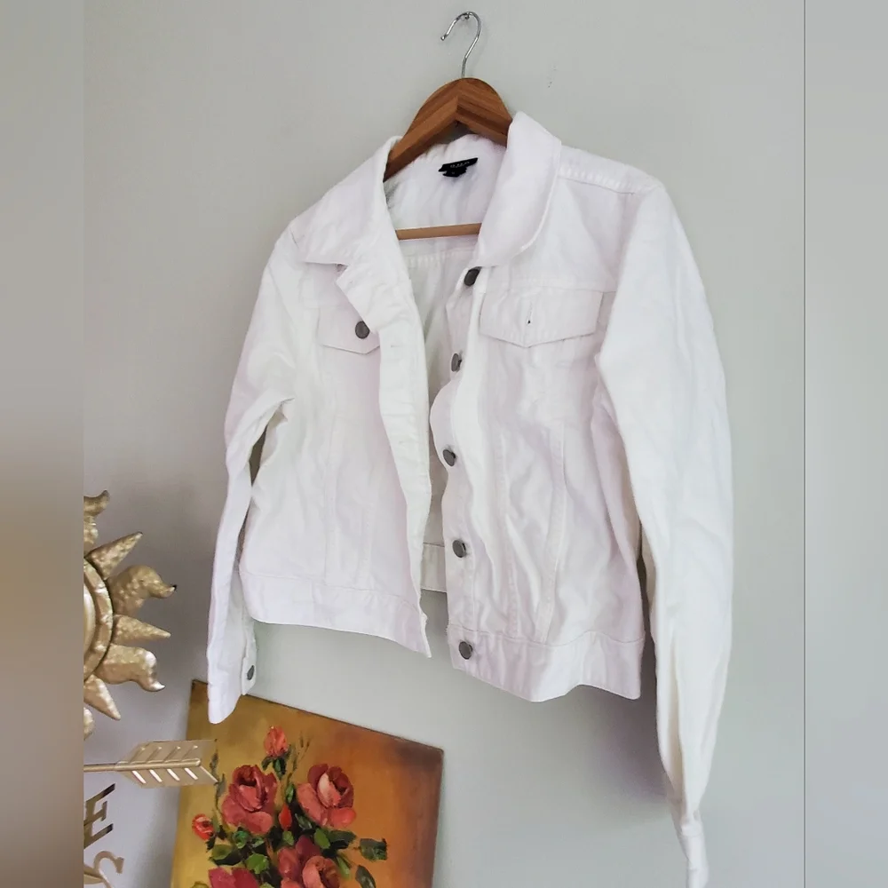 ANA Women's White Cropped Distressed Denim Jacket Size XL - Picture 2 of 8